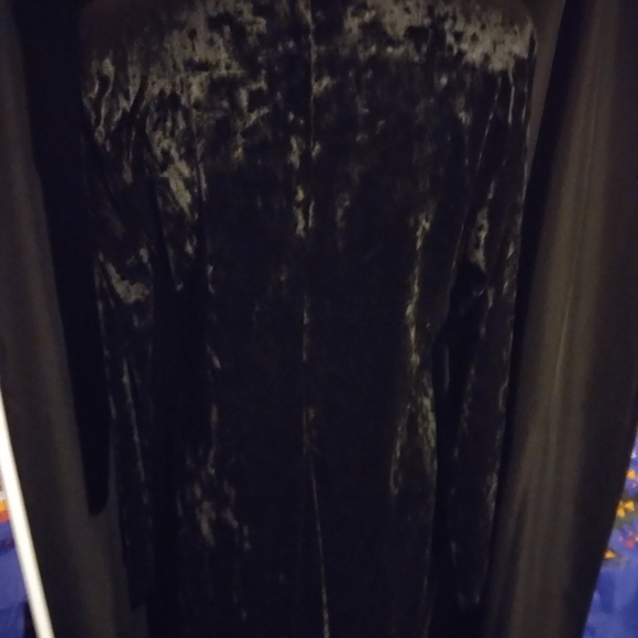 Woman's Dress,  Black Velour , size 1X. - Picture 2 of 4